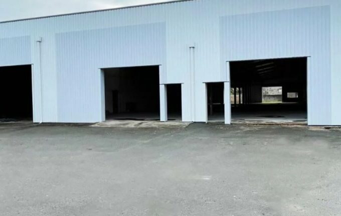 Local d'activit&eacute;s de 484m&sup2; à 1 094m&sup2; à la vente