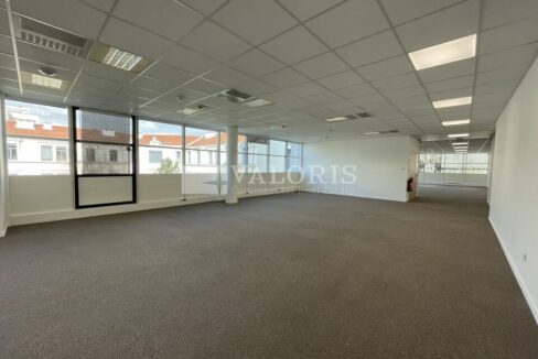 812222814_69_007621_3