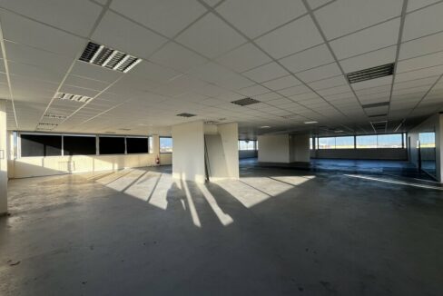 837838531_71_000041_10