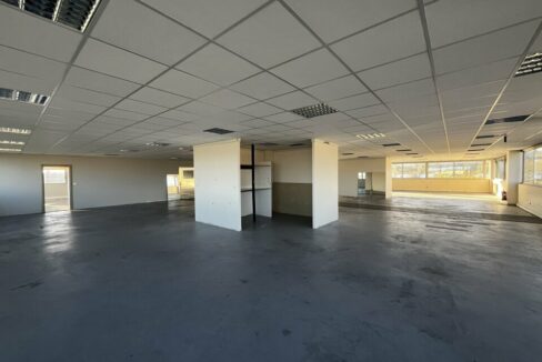 837840048_71_000041_11