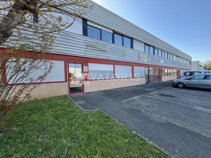 Local d'activit&eacute;s de 271m&sup2; à 718m&sup2; à la location