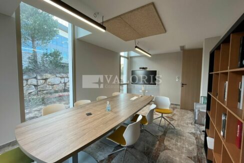 089869526_13_000207_6