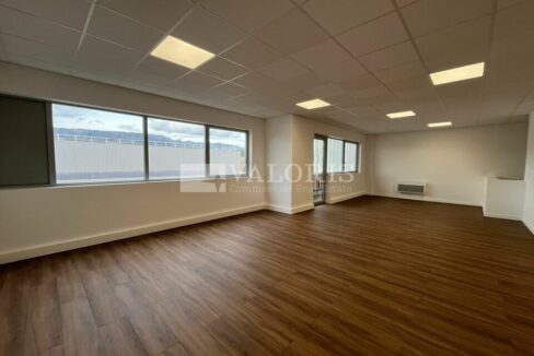 332460901_13_000258_2