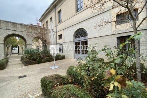 358971084_69_006910_20