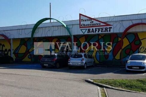 390137095_38_000883_1