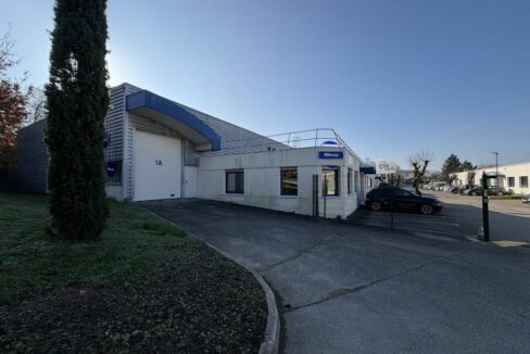 879562003_69_004296_3