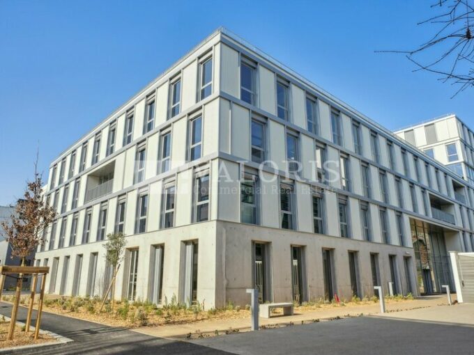 Bureau de 209m&sup2; à 3 657m&sup2; à la location