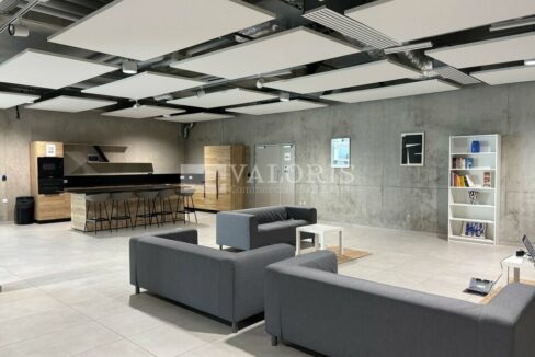 120100699_69_006724_2