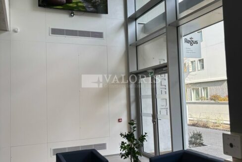 120107770_69_006724_5