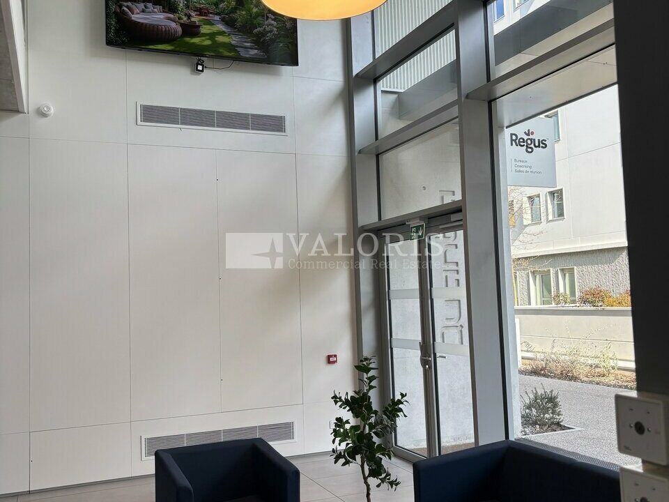 120107770_69_006724_5