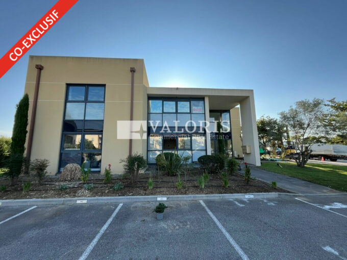 Bureau de 261m&sup2; à la vente