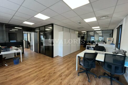 205285065_13_000267_5