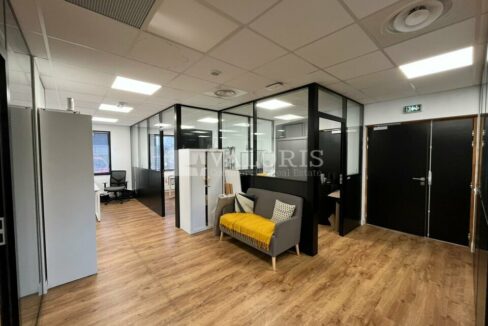 205286912_13_000267_6