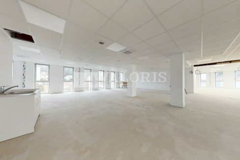 233786544_69_007655_5