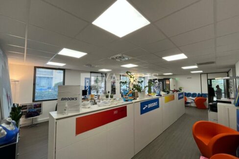 283036789_13_000273_4