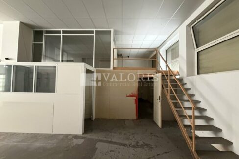 351573337_69_009741_2