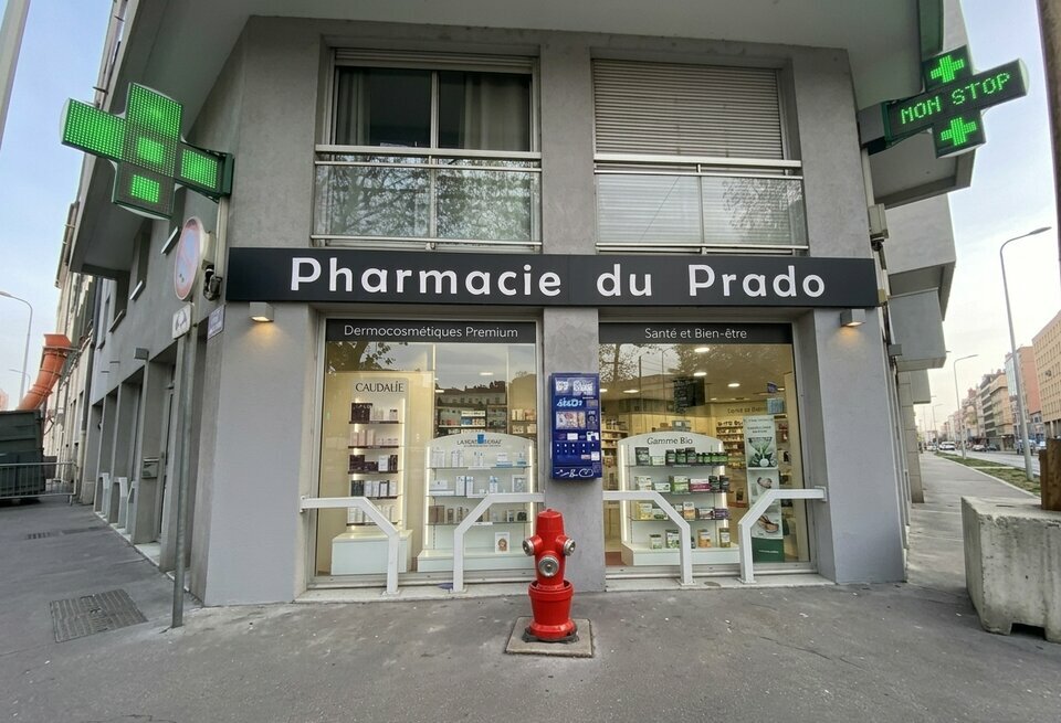 Commerce de 141m&sup2; à la location