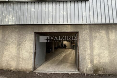 411956426_69_009749_5