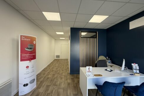 528775027_69_009758_3