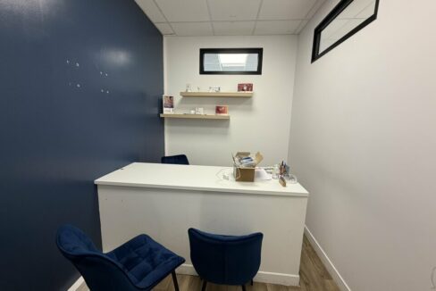 528781628_69_009758_6