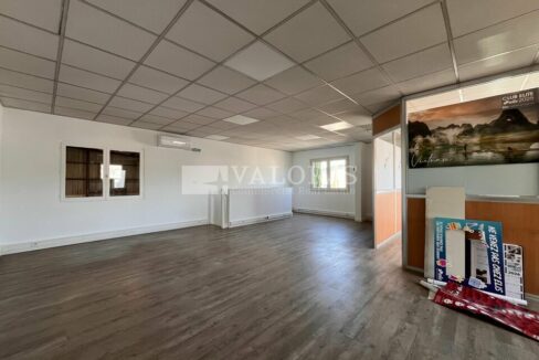 546790878_13_000205_7