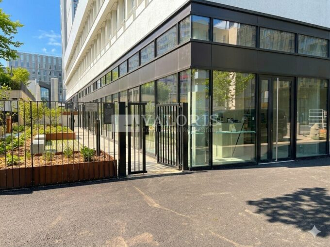 Commerce de 98m&sup2; à la location