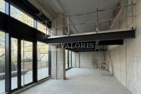 654760250_69_009298_7