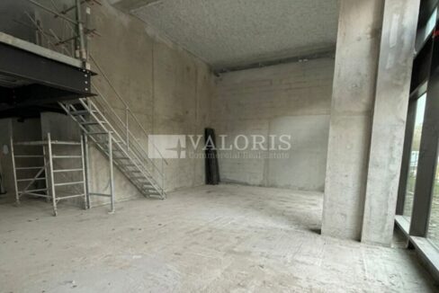 693869660_69_009296_2