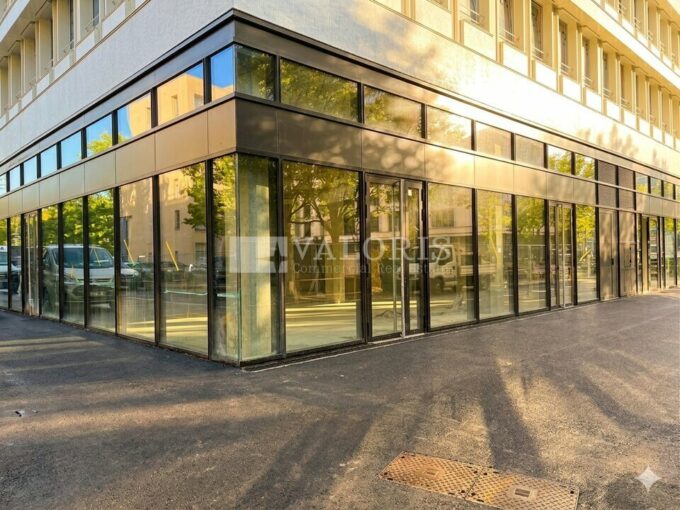 Commerce de 175m&sup2; à la location