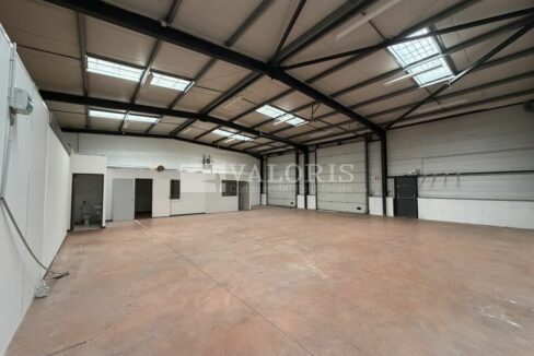 745553670_69_009029_3