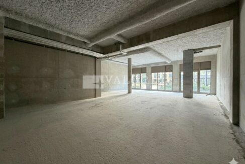 761239662_69_009755_2