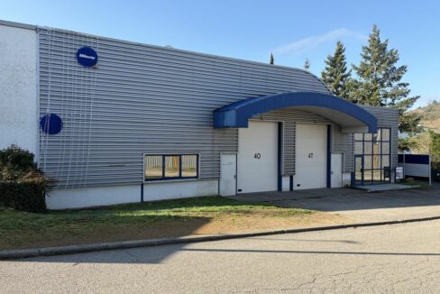 883518831_69_004296_9