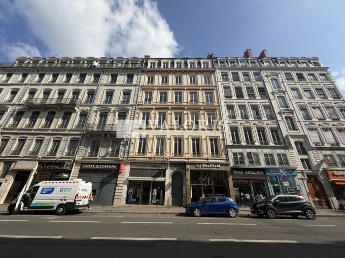 Bureau de 91m&sup2; à la location