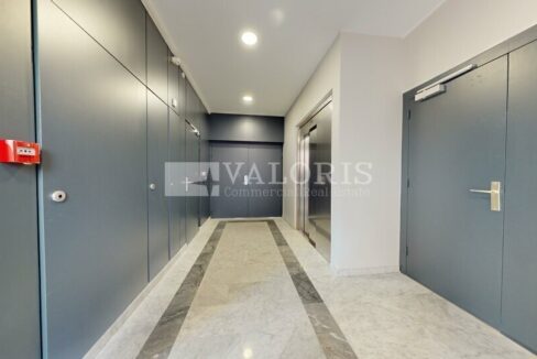 242496150_69_007694_6