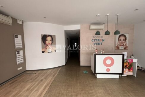 313213227_69_007410_5