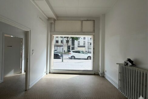 352157515_69_009846_1