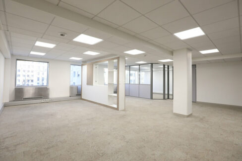 353761285_69_007551_5