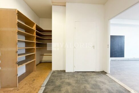 455486703_69_009546_3