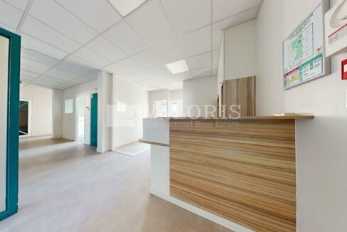 466174671_69_009821_7