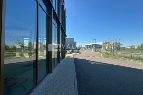 573615440_69_002938_7