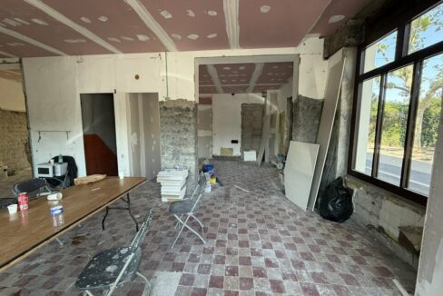 700821471_69_009855_4