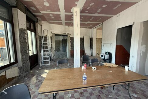 700823235_69_009855_5