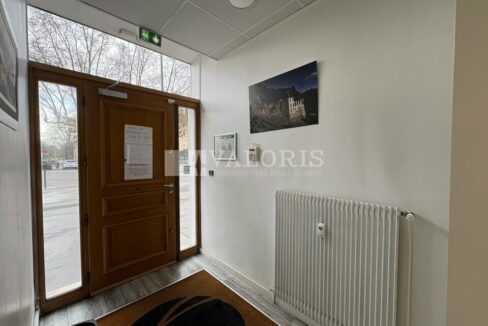 733357408_69_009863_5