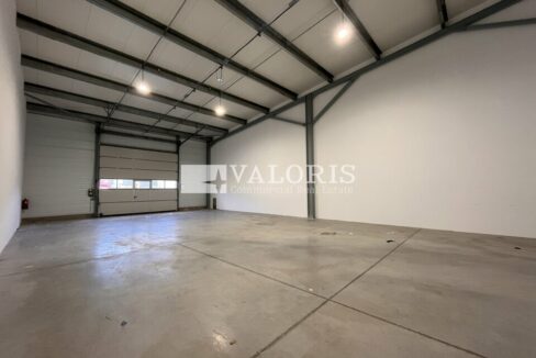 799242456_13_000106_1