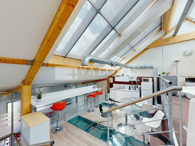 Bureau de 264m&sup2; à la vente