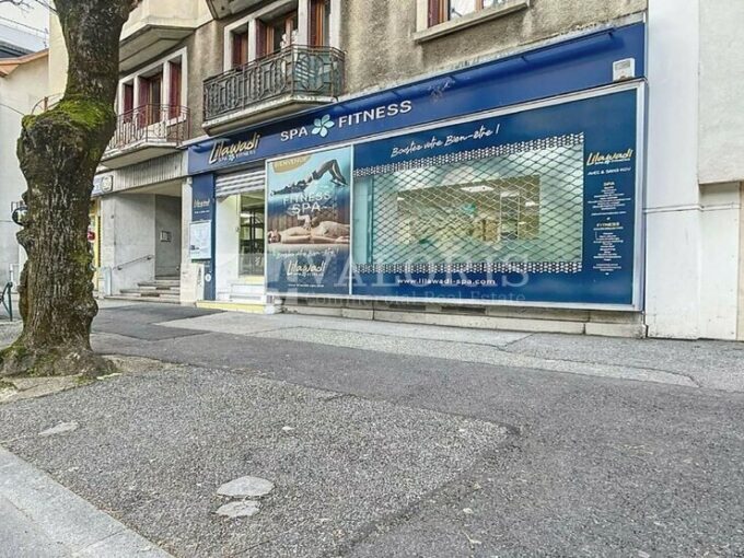 Commerce de 503m&sup2; à la vente