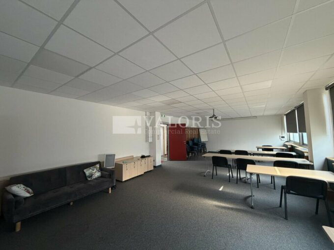 Bureau de 45m&sup2; à 130m&sup2; à la location