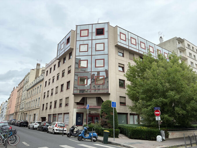 Bureau de 126m&sup2; à la location