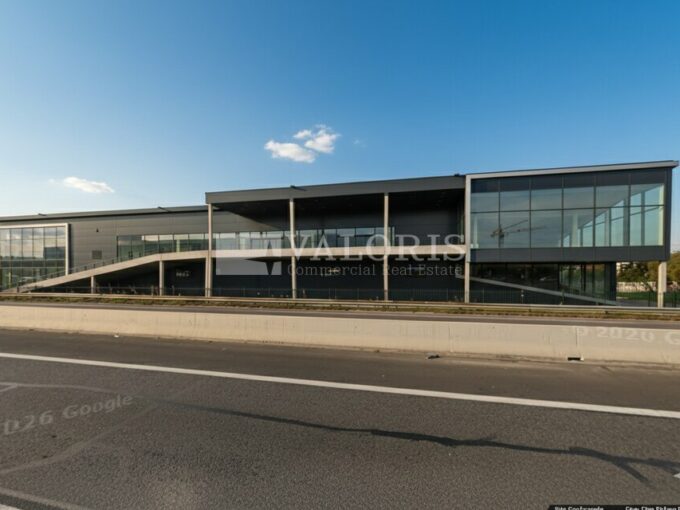 Commerce de 3 754m&sup2; à la location