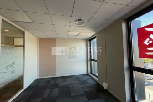 69_010022_5